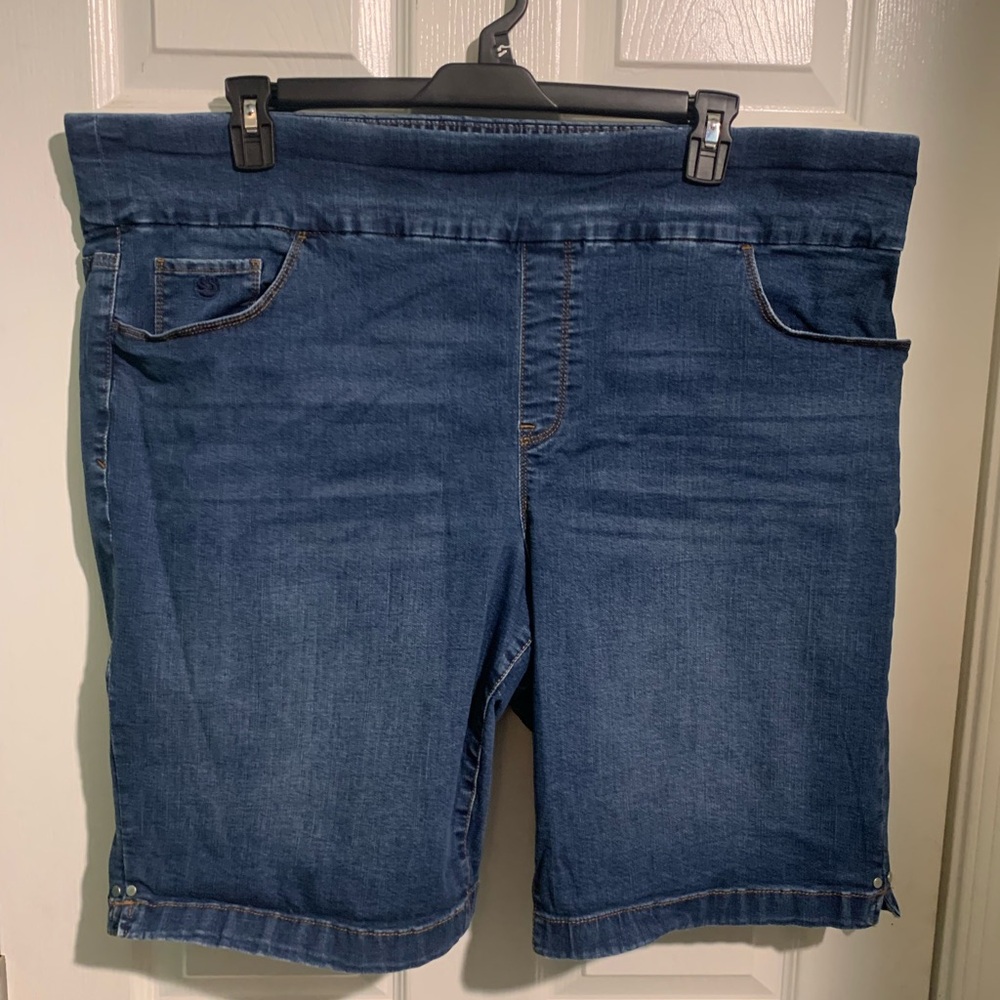Gloria Vanderbilt Women's Blue Jean Shorts
